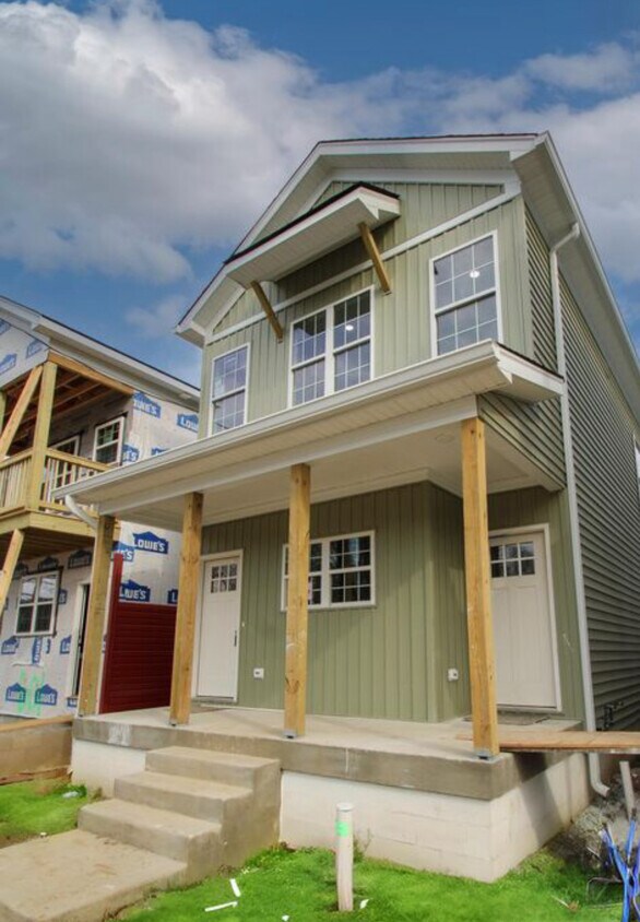 Foto principal - 603 E Burnett Ave