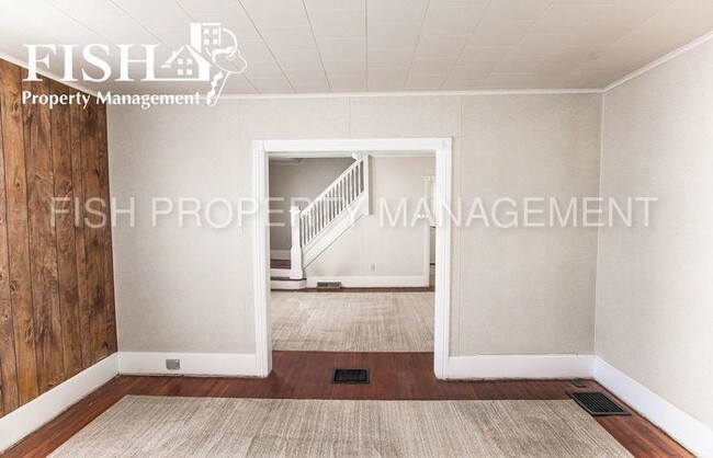 Foto del edificio - 1044 Dewey Ave