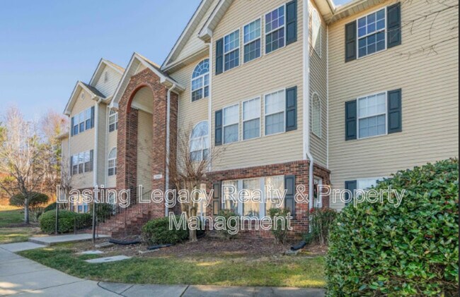 Foto del edificio - 1922 Salem Bluff Dr