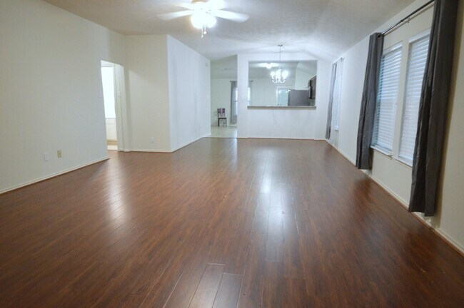 Foto del edificio - 22206 Hesse Ct