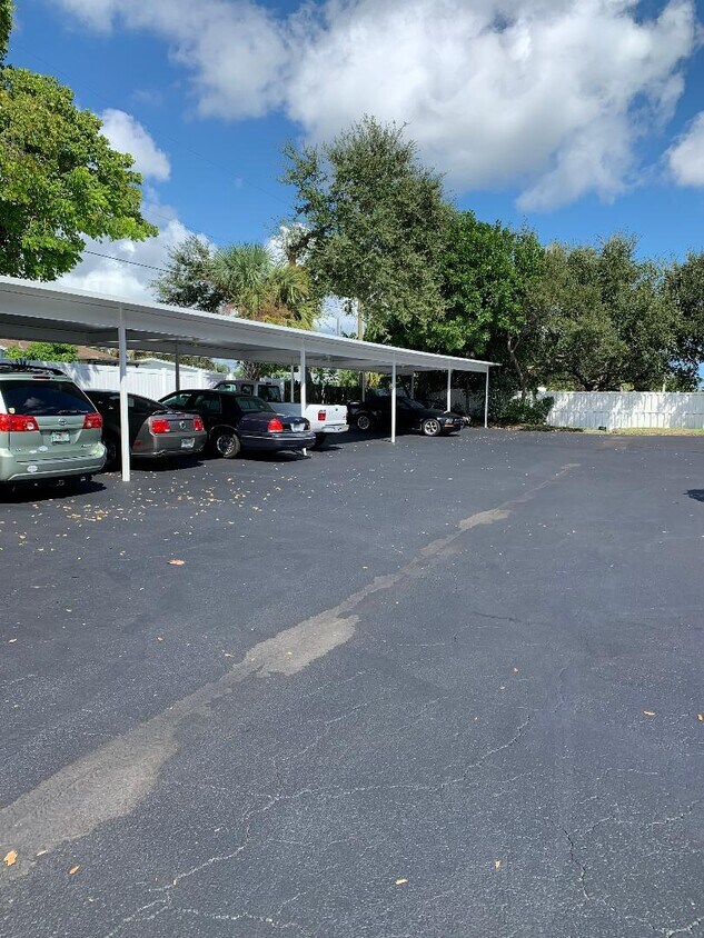 Foto del edificio - 1950 NE Indian River Dr