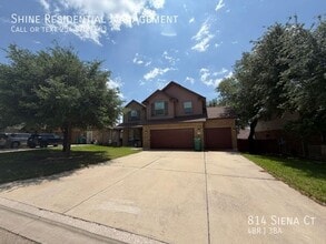 Building Photo - 814 Siena Ct