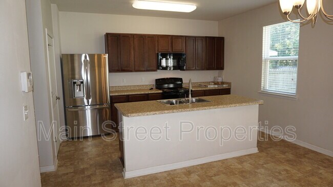 Foto del edificio - 2219 Waltham St