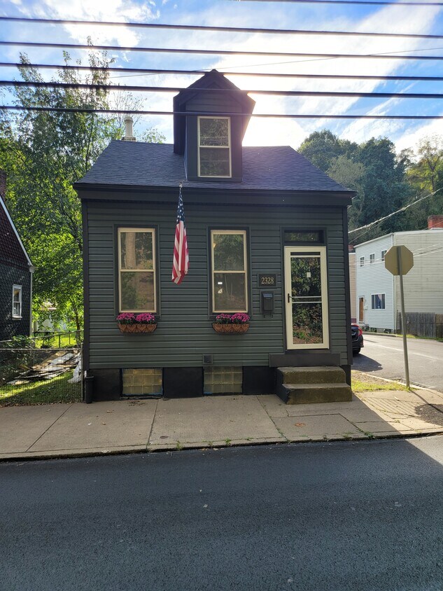 2328 Spring Garden Ave, Pittsburgh, PA 15212 House Rental in