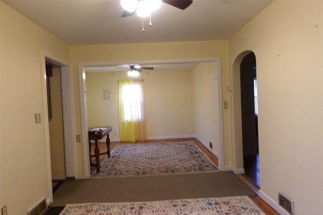 Building Photo - 57 Fowler Ave