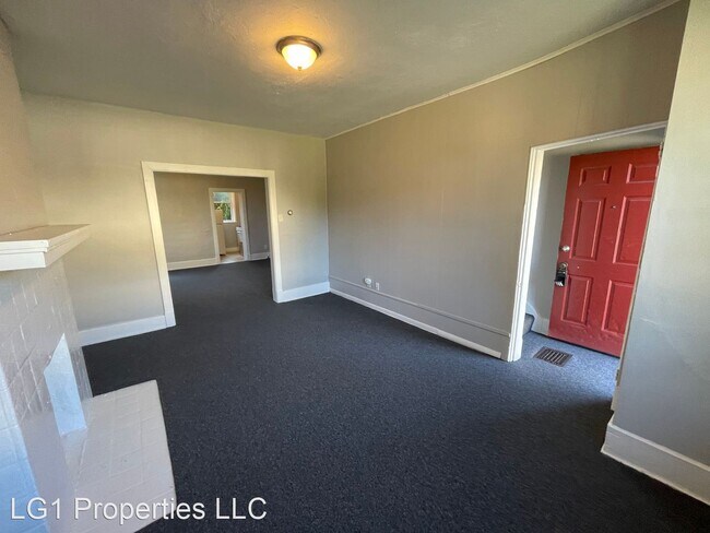 Building Photo - 3 br, 1 bath House - 7320 Woodlawn Avenue