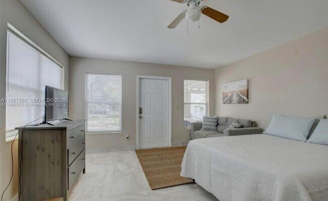 Foto del edificio - 1828 Rodman St