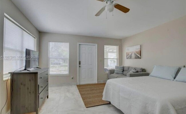 Building Photo - 1828 Rodman St