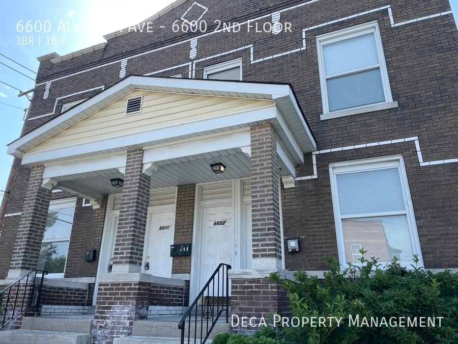 Primary Photo - 3 Bedroom Apartment