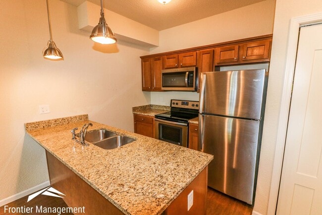 Foto del edificio - 1024 Fremont St