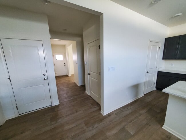Building Photo - 7750 W 105th Pl