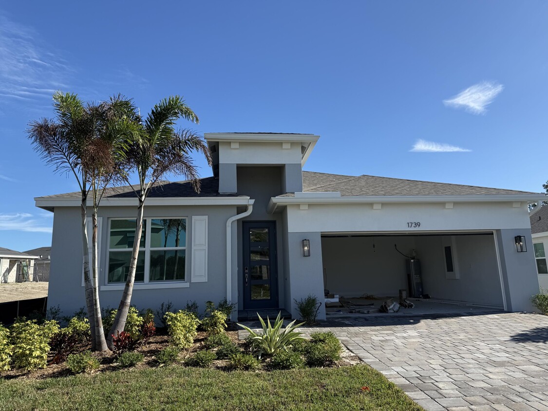 Foto principal - 1739 NE Ocean Dunes Dr