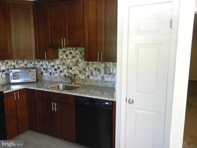 Building Photo - 1707 Hart Ct