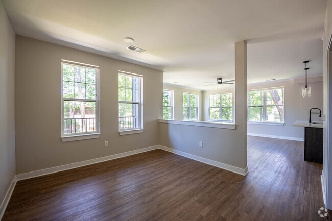 2BR, 2BA - 1,371SF - Living Room - Shore Acres