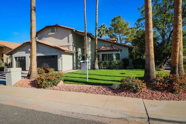Building Photo - 15059 N 49th Way