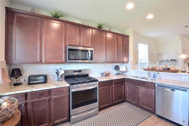 Building Photo - 213 Compania Cove