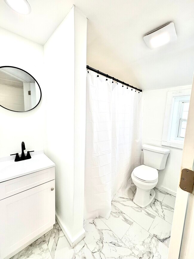 Foto del edificio - 14 Hackmatack St