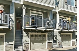 Building Photo - 3058 SE 50th Ave