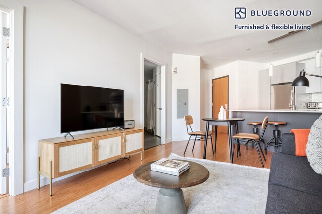 Foto del edificio - 120 Kingston St