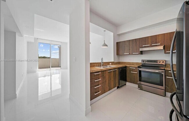 Foto del edificio - 2525 SW 3rd Ave