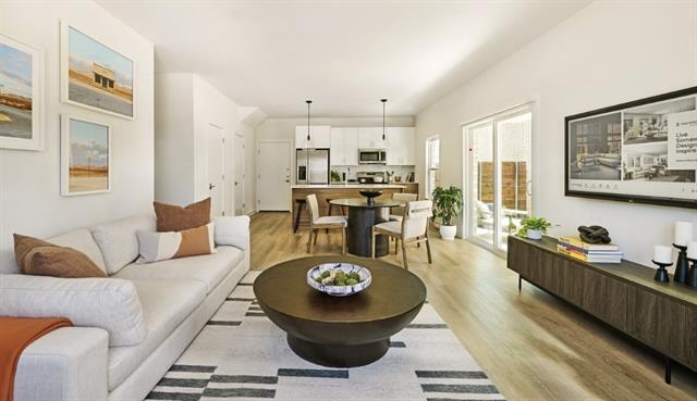 Building Photo - 1525 FM 982