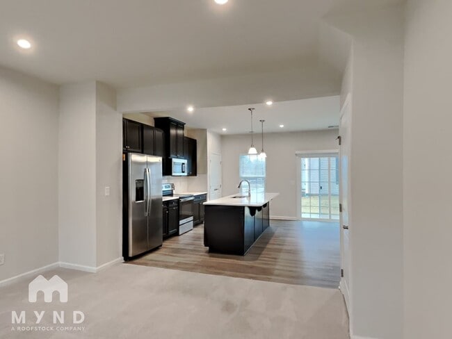 Foto del edificio - 8601 Red Canyon Way