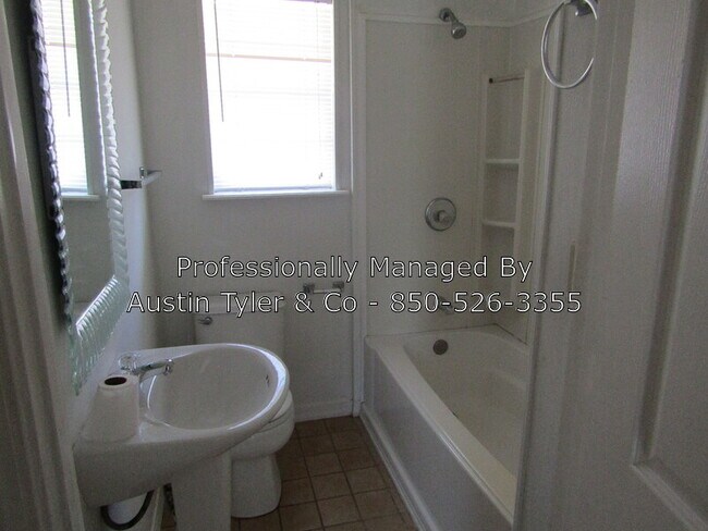 Foto del edificio - 4110 Cedar St