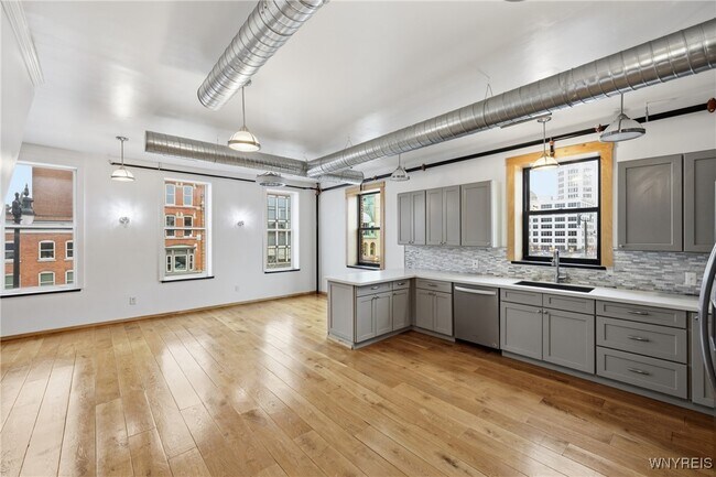 Building Photo - 110 Genesee St