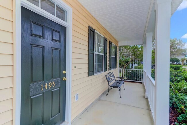 Foto del edificio - 3 Bedroom 2.5 Bath House in Jamestowne Vil...