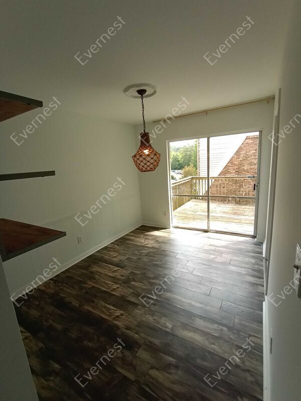 Building Photo - 2601 Southbury Cir