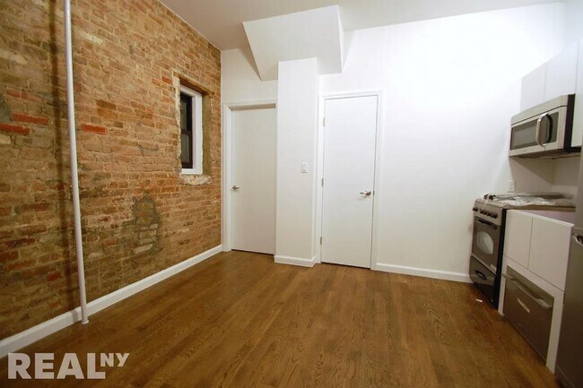 Foto del edificio - 248 Broome Street