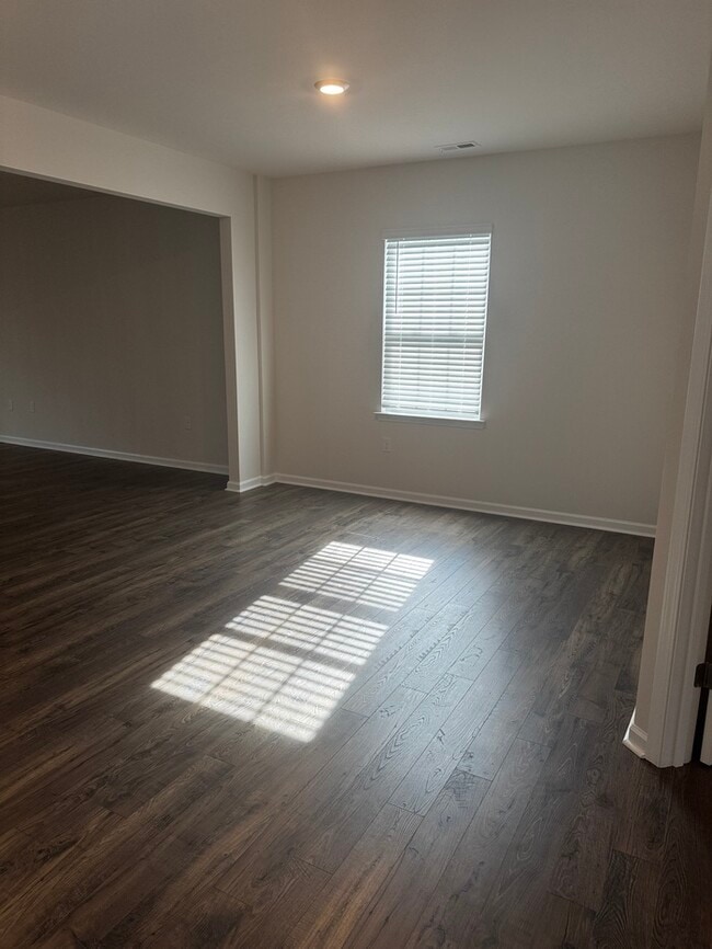 Building Photo - 434 Carolina Hemlock Dr