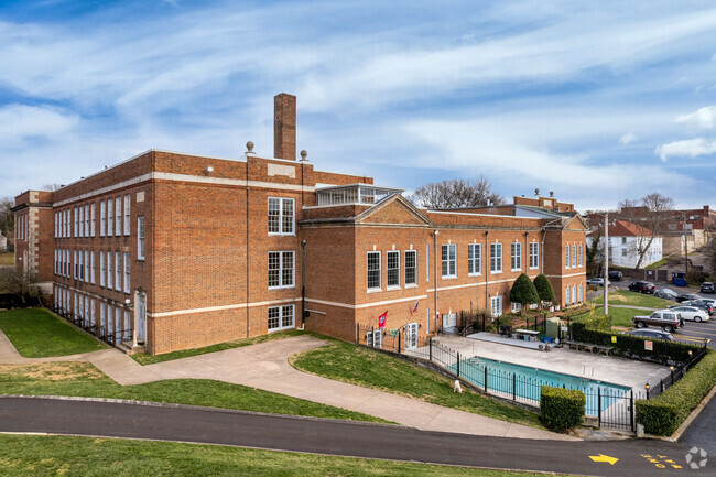 Building Photo - Park Place Condominiums