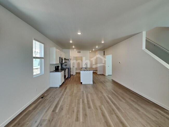 Foto del edificio - 23542 E 3rd Pl