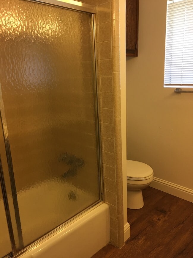 Foto del edificio - 5609 Logan St