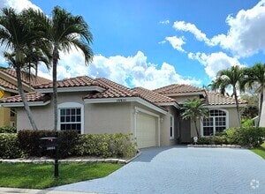 Building Photo - 10821 La Salinas Cir