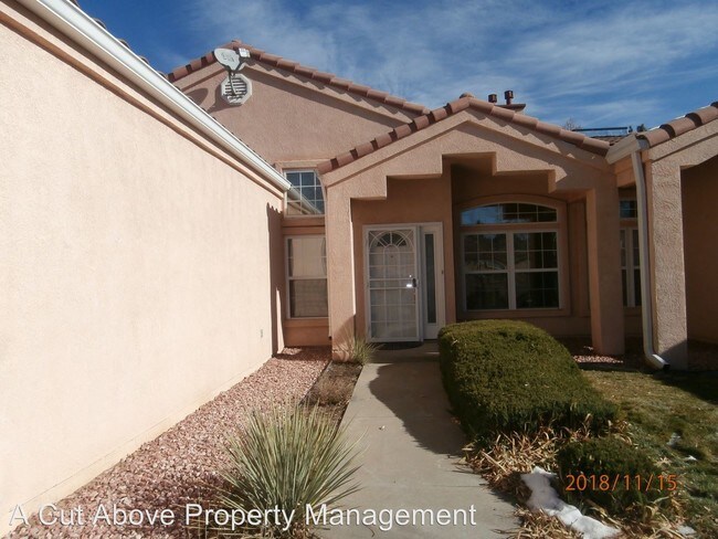 Foto del edificio - 2 br, 2 bath House - 5045 Vista Del Ore Point