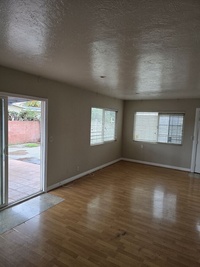 Foto del edificio - Spacious Rental In Garden Grove