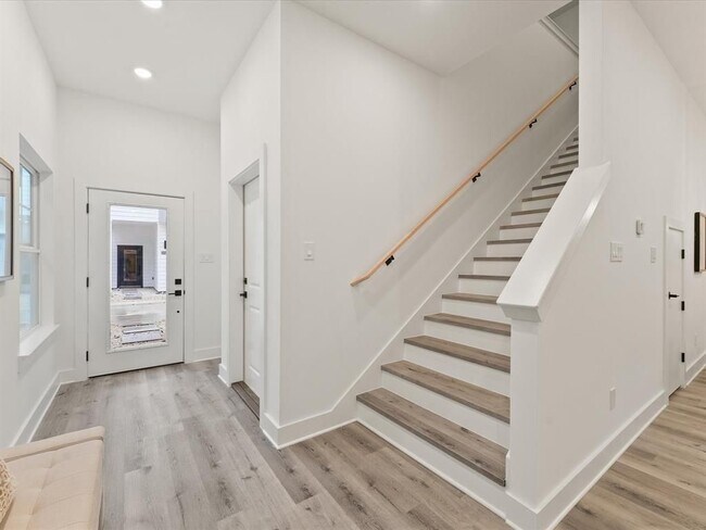 Foto del edificio - 4016 Northfield Ln