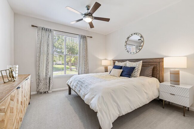 Foto del edificio - Modern 1-Bed Living with Waived Fees!