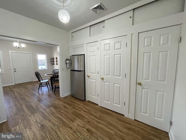 Foto del edificio - 368 Pennington Titusville Rd