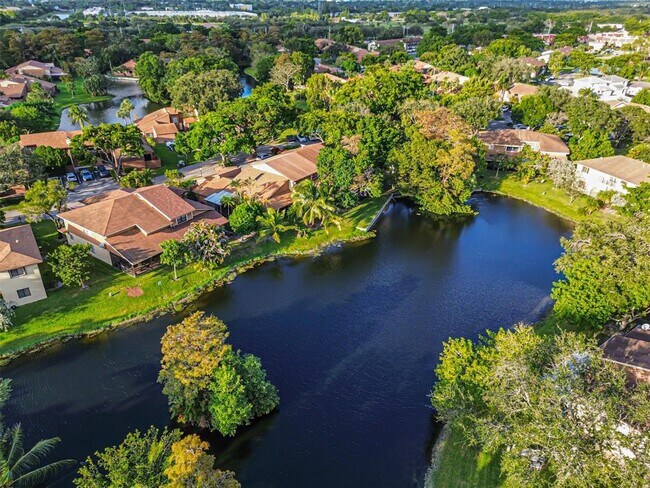 Foto del edificio - 6094 Live Oak Ct