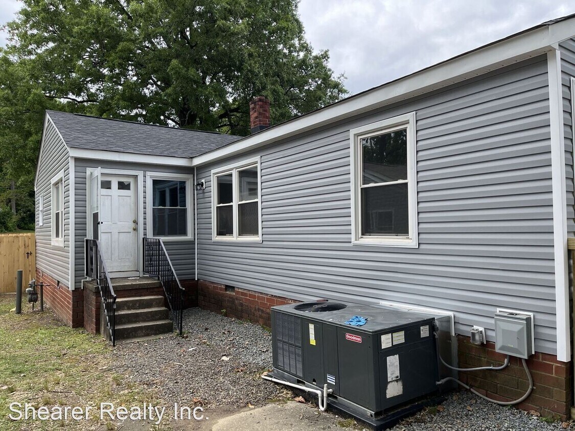 Foto principal - 3 br, 1 bath House - 1919 Anderson Street