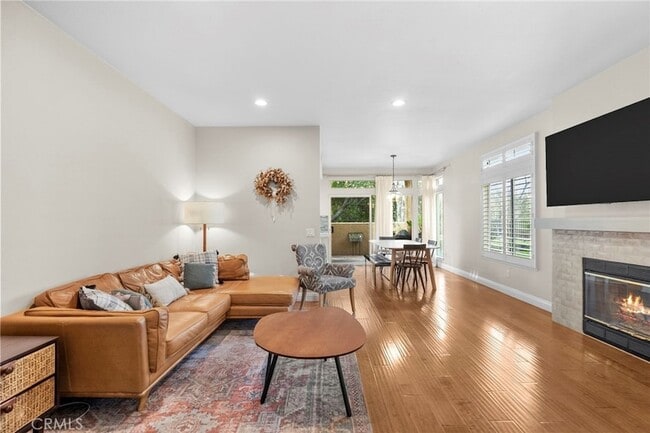 Building Photo - 24013 Arroyo Park Dr