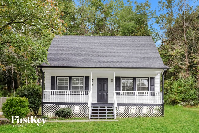 Building Photo - 3808 Spring Branch Dr