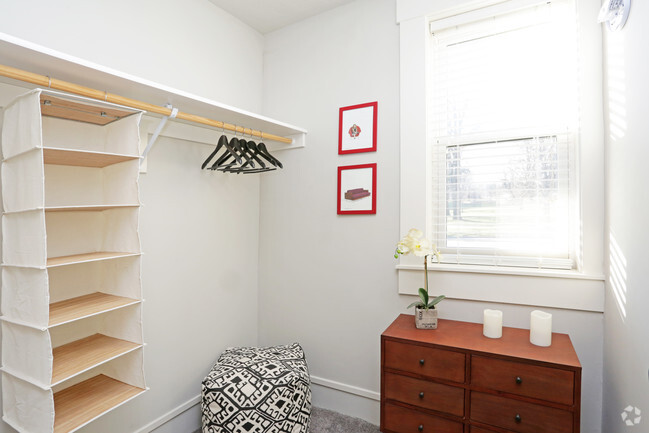 Walk-In Closet - Turner Park Apartments