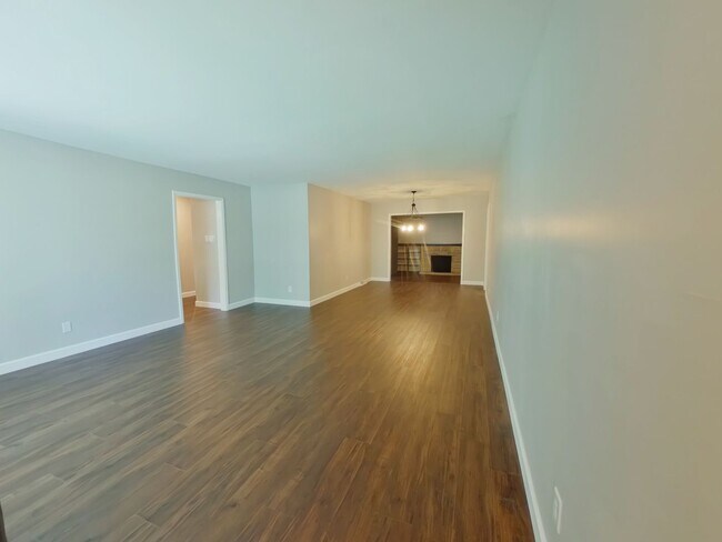 Foto del edificio - 6001 E 8th St N
