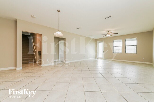 Foto del edificio - 9901 Victory Gallop Loop
