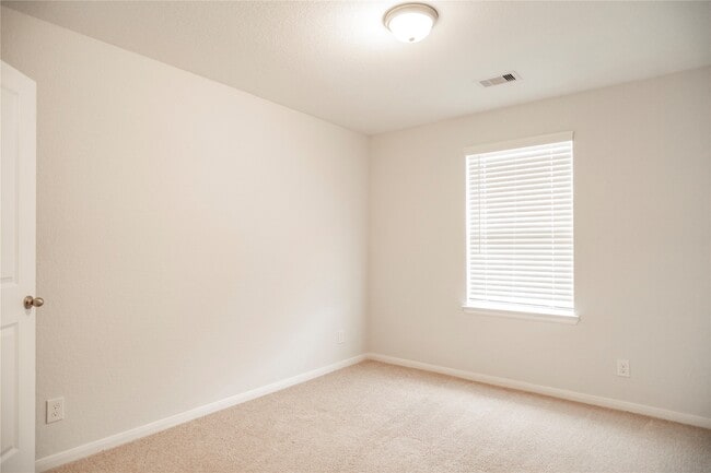 Foto del edificio - 208 Cambria Green Ln