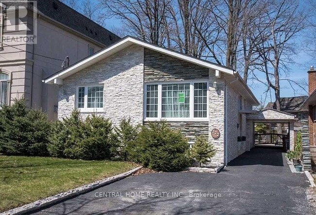Building Photo - 222 DUNVIEW Ave